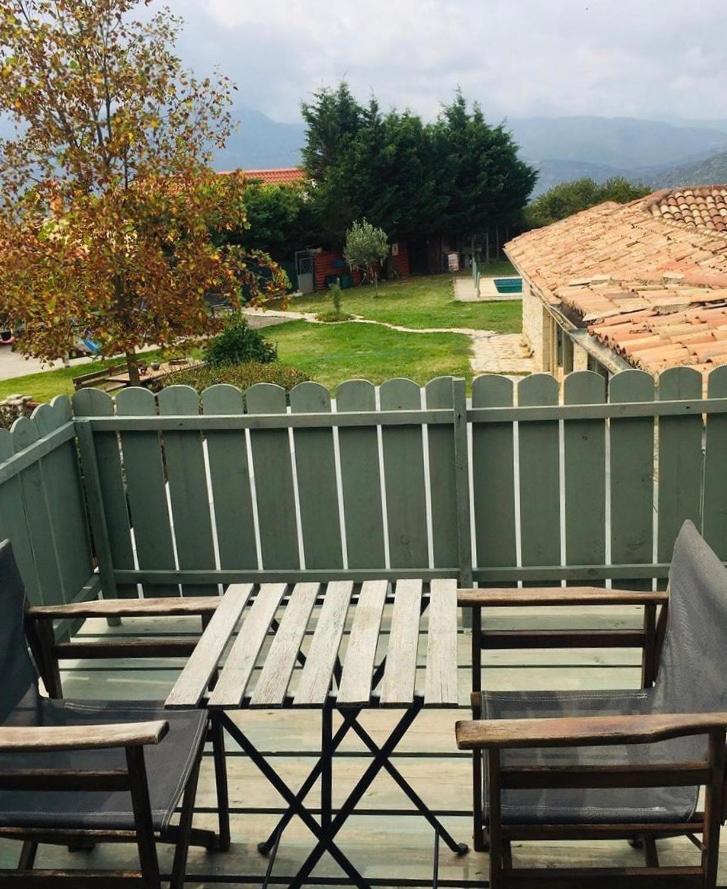 Elaion Casa rural Ellinikón